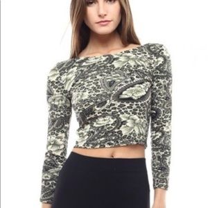 Scoop back Top featuring an allover print